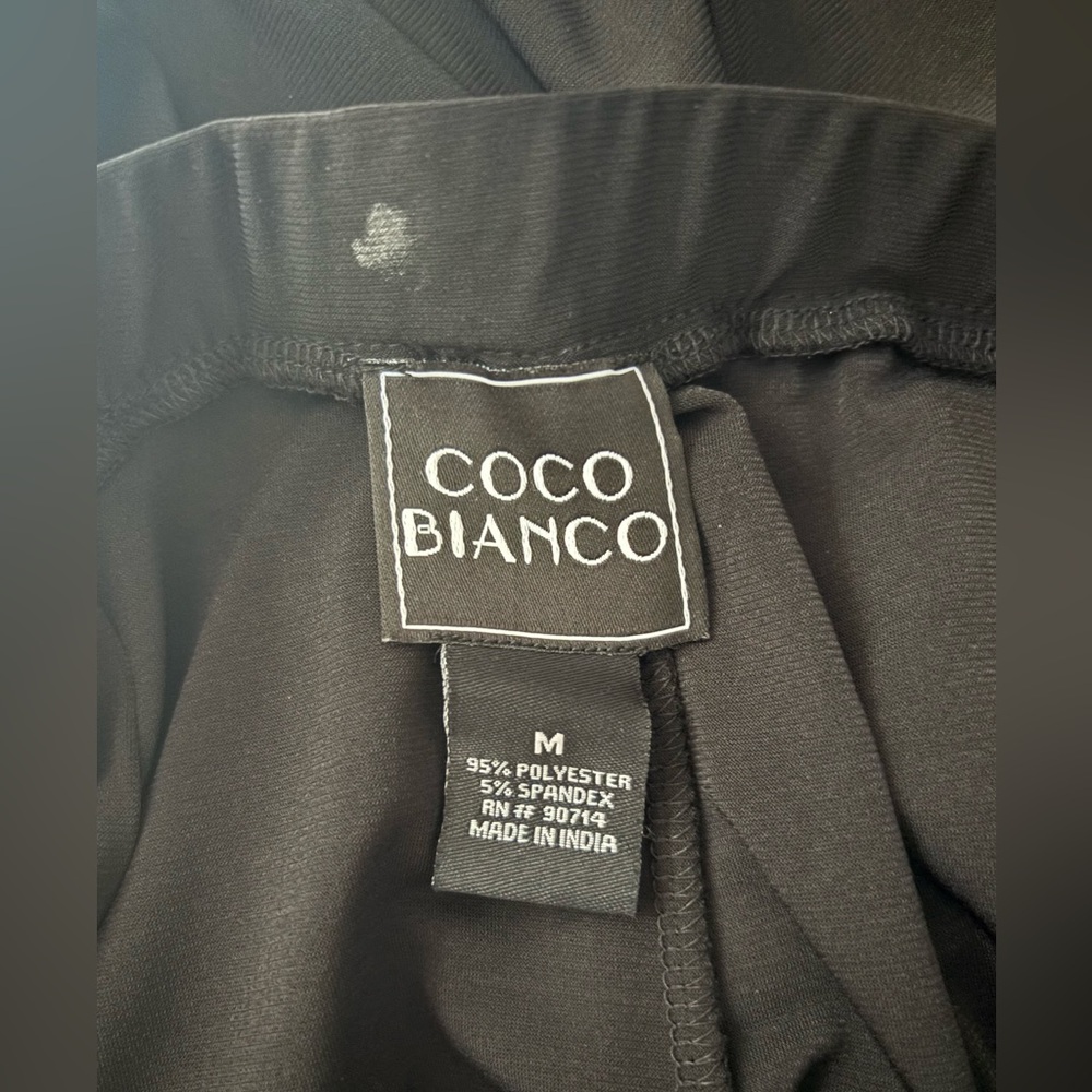 NWT- Coco Bianco Black Pull-on Pants W/Gold Buttons Stretchy Size Medium Party - Picture 6 of 7